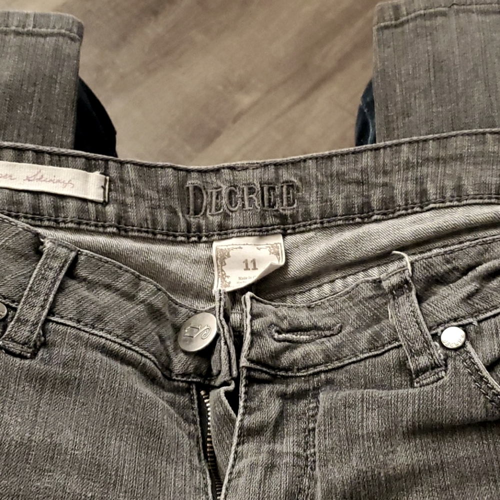 DECREE SUPER SKINNY JEANS